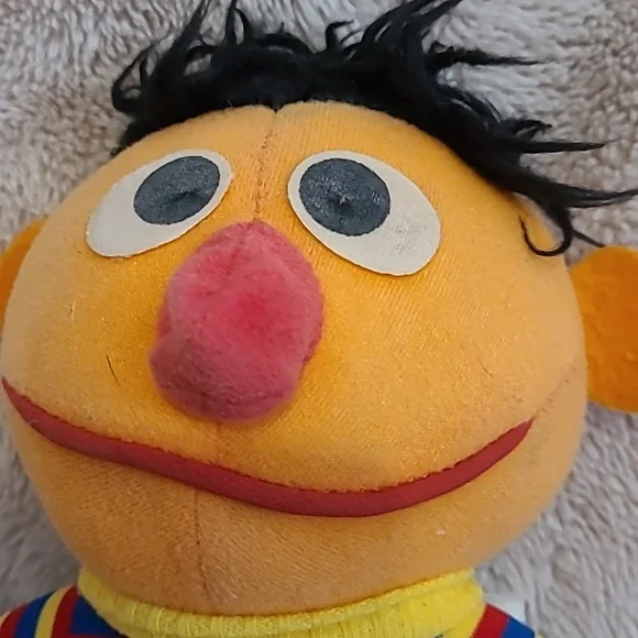 Ernie - Picture 2 of 2